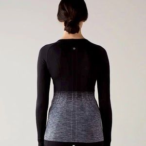 Lululemon black and gray long sleeve top